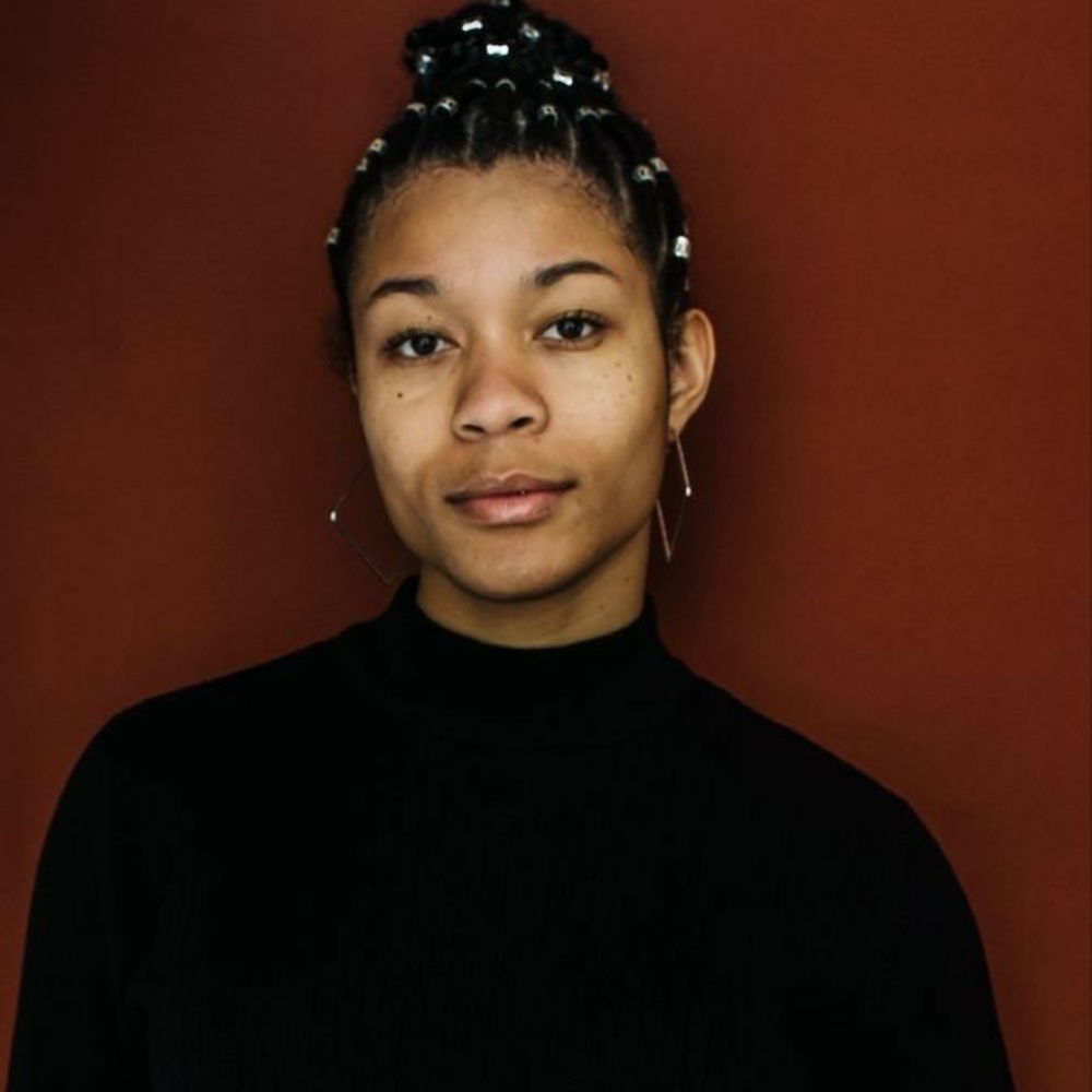 Meet your Posher, Alexis